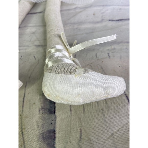 Hoppy Easter Shelf Sitter Ballerina Bunny Rabbit Doll Sitting White Beige Floral - Picture 5 of 12